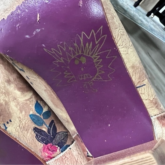 Rare Find Handmade Goka Floral Boot - Picture 5 of 5